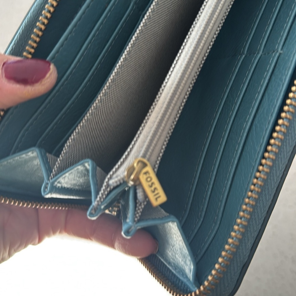 Fossil Rachel Satchel teal with matching wallet - like new condition - Picture 12 of 13